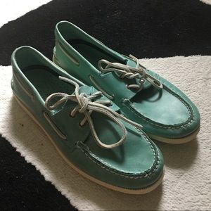 SPERRY Topsider - size 8